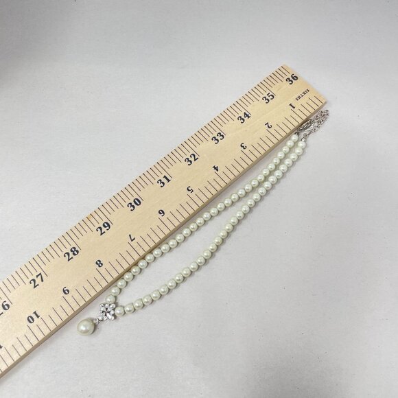 Carolee Signed Faux Pearl Rhinestone Necklace Classic Old Money Regency Coquette - Picture 10 of 10